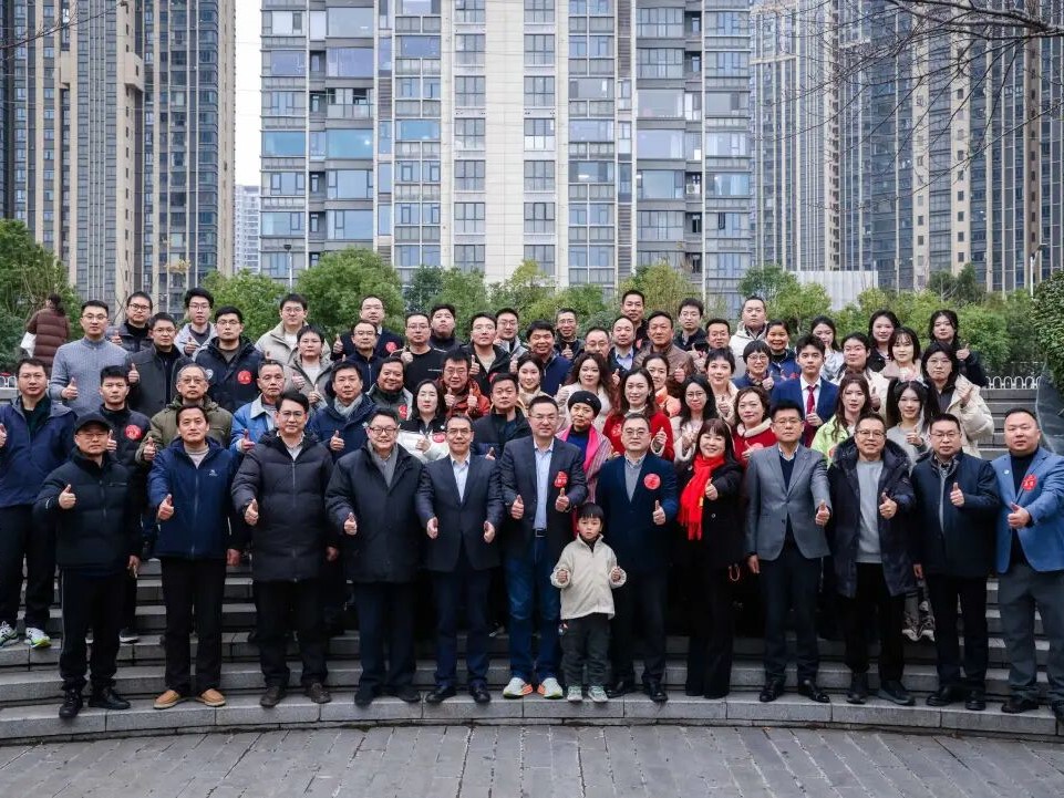 百年西财，马跃荆楚：武汉校促会助力西南财大湖北校友会2026年年会圆满举办